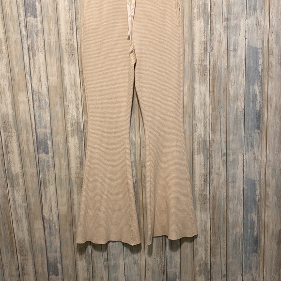 American Eagle waffle lounge flare pants | Size Medium - Picture 10 of 10